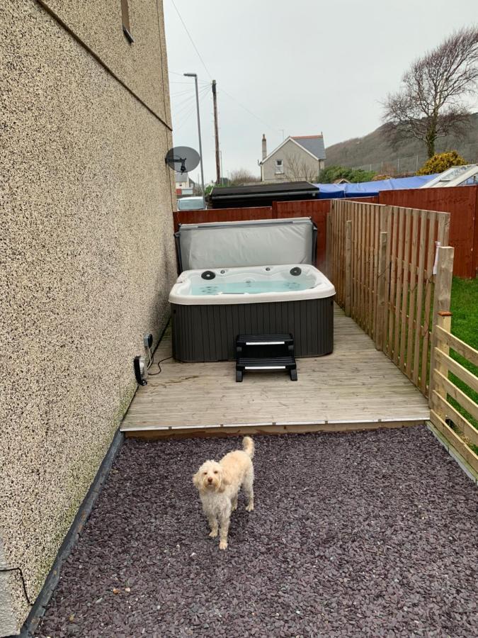 Swyn Y Mor Close Pet Friendly Hot Tub Дом отдыха