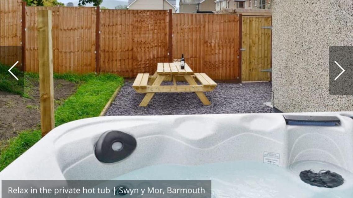 Swyn Y Mor Close Pet Friendly Hot Tub *